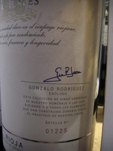 Die Unterschrift von Chef-Önologe Gonzalo Rodríguez auf jedem Etikett der Reihe "Varietales"